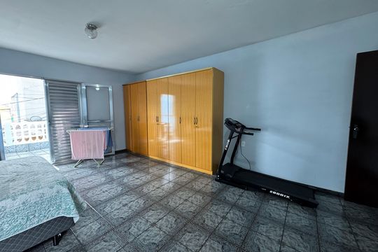 Quarto  3 de casa à venda com 3 quartos, 218m² em Jardim Roberto, Osasco