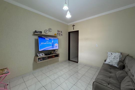Sala de casa à venda com 3 quartos, 218m² em Jardim Roberto, Osasco