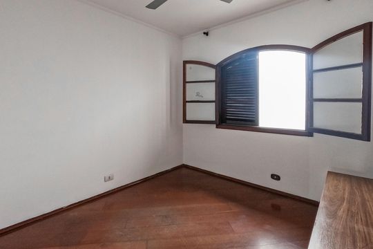 Casa à venda com 3 quartos, 132m² em Freguesia do Ó, São Paulo