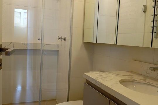 Banheiro de apartamento para alugar com 1 quarto, 52m² em Boa Vista, Porto Alegre