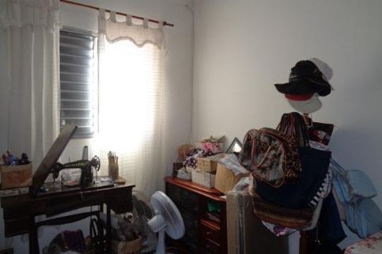 DORMITORIO de casa à venda com 4 quartos, 138m² em Jardim das Flores, Osasco