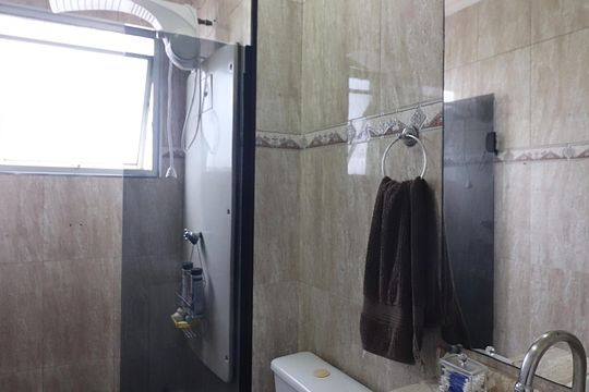 Banheiro Social de apartamento à venda com 2 quartos, 56m² em Santa Terezinha, São Bernardo do Campo