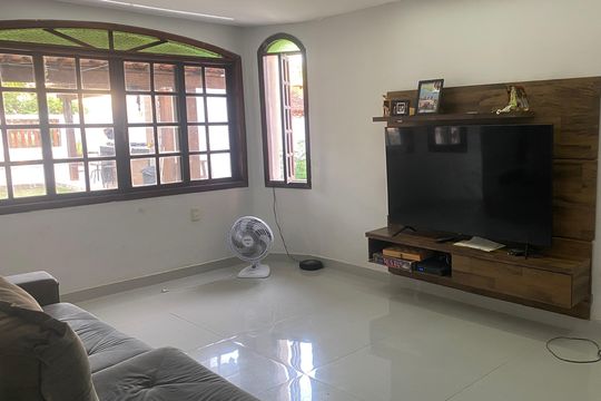 Casa de Condomínio à venda com 6 quartos, 220m² em Vargem Pequena, Rio de Janeiro