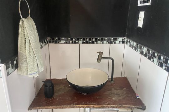 Casa de Condomínio à venda com 6 quartos, 220m² em Vargem Pequena, Rio de Janeiro