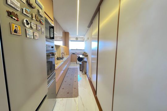 Cozinha de apartamento à venda com 3 quartos, 120m² em Butantã, São Paulo