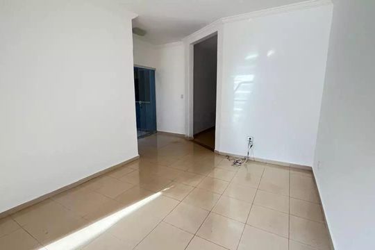 Sala de casa para alugar com 3 quartos, 260m² em Jardim Karaíba, Uberlândia