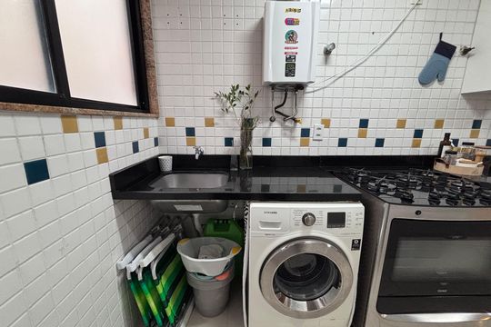 Área de Serviço de apartamento à venda com 3 quartos, 100m² em R. Bandeirantes, Rio de Janeiro