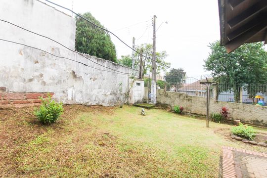 Área externa de casa para alugar com 5 quartos, 291m² em Vila Imbui, Cachoeirinha