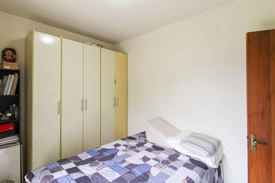 Quarto 2 de casa para alugar com 5 quartos, 291m² em Vila Imbui, Cachoeirinha