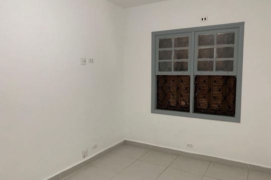 Quarto  de apartamento para alugar com 1 quarto, 75m² em Paquetá, Santos