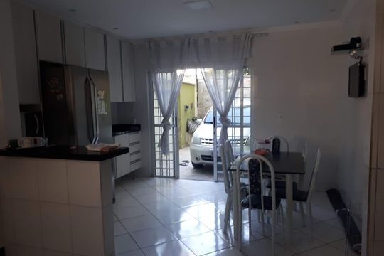 Casa à venda com 3 quartos, 114m² em Rocha Miranda, Rio de Janeiro