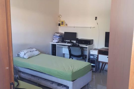 Casa à venda com 3 quartos, 114m² em Rocha Miranda, Rio de Janeiro