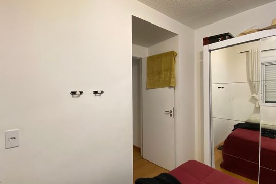 Quarto 2 de apartamento para alugar com 2 quartos, 43m² em Jardim Brasilia, São Paulo