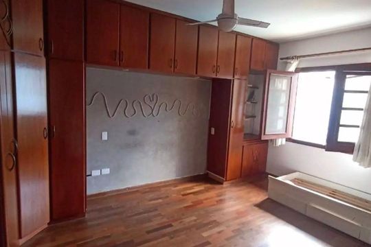Quarto de casa de condomínio para alugar com 3 quartos, 340m² em Jardim Belizário, Cotia