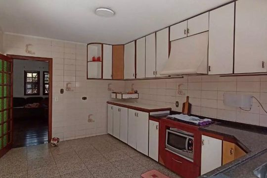 Cozinha de casa de condomínio para alugar com 3 quartos, 340m² em Jardim Belizário, Cotia