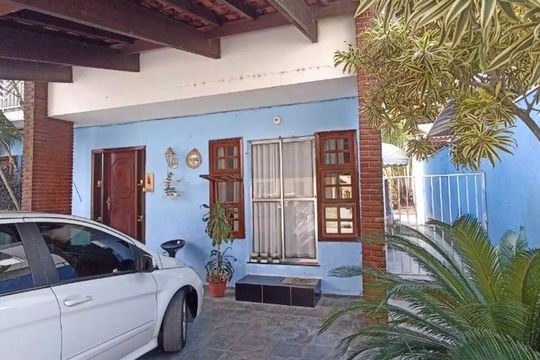 Garagem de casa de condomínio para alugar com 3 quartos, 340m² em Jardim Belizário, Cotia