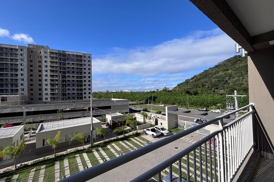 Varanda de apartamento à venda com 2 quartos, 52m² em Barra Olímpica, Rio de Janeiro