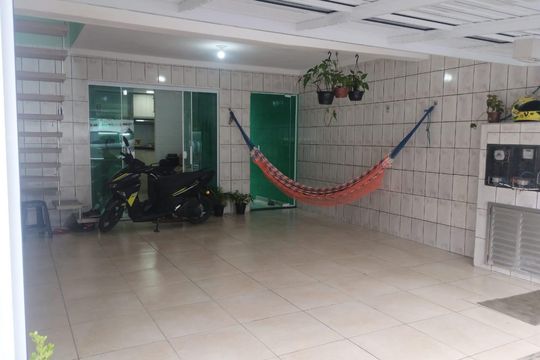 Garagem de casa à venda com 5 quartos, 220m² em Alvarenga, São Bernardo do Campo