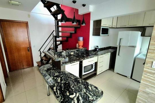 Cozinha de apartamento para alugar com 2 quartos, 80m² em Independência, Porto Alegre