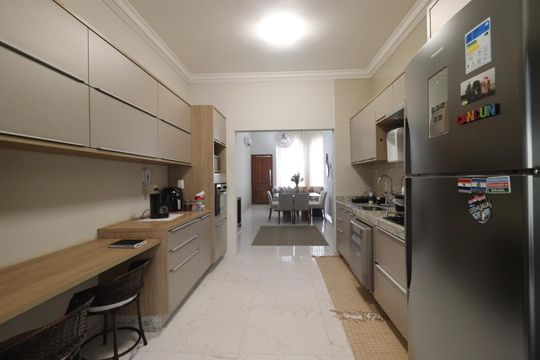 Cozinha de casa de condomínio para alugar com 3 quartos, 160m² em Recreio das Acacias, Ribeirão Preto