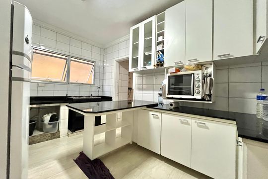 Cozinha de apartamento à venda com 3 quartos, 128m² em Vila Clementino, São Paulo