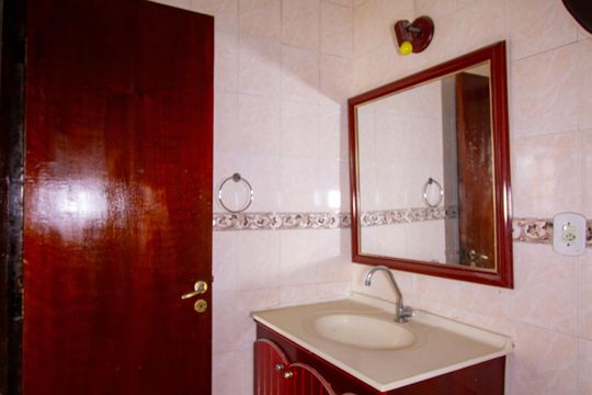 Banheiro de casa para alugar com 2 quartos, 70m² em Trindade, São Gonçalo