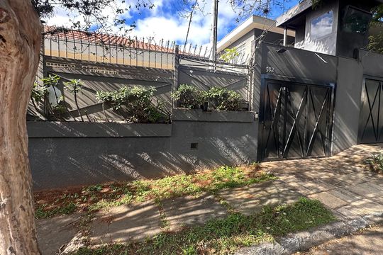 Casa à venda com 4 quartos, 800m² em Brooklin, São Paulo