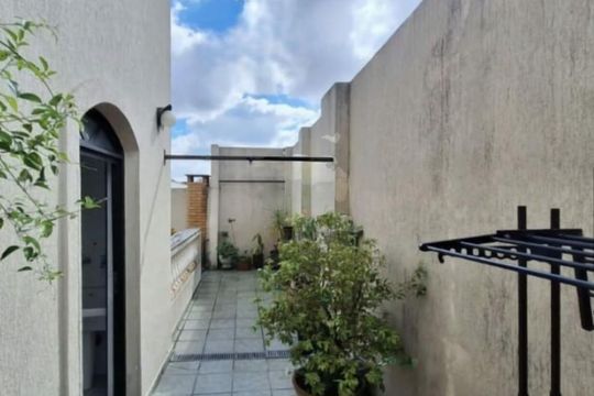 Casa à venda com 4 quartos, 289m² em Vila Carrão, São Paulo