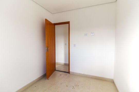 Quarto 1 de apartamento à venda com 2 quartos, 180m² em Cidade Líder, São Paulo
