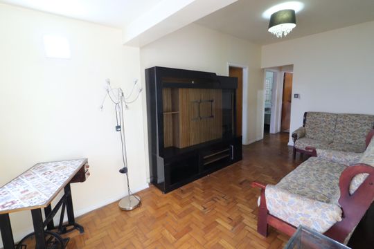 Casa à venda com 3 quartos, 170m² em Km 18, Osasco