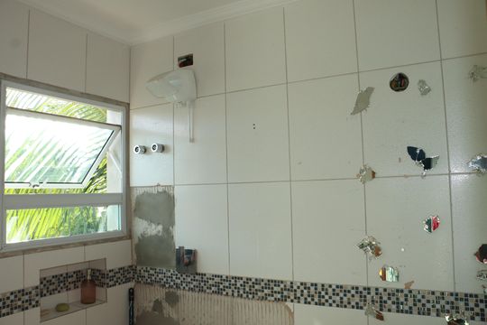 Casa de Condomínio para alugar com 4 quartos, 570m² em Chácara do Remanso Gl Um, Cotia