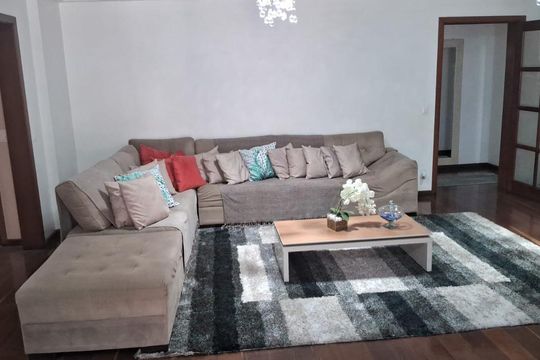 Apartamento para alugar com 1 quarto, 58m² em Centro, Petrópolis