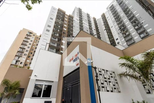Fachada de apartamento para alugar com 2 quartos, 37m² em Bom Retiro, São Paulo