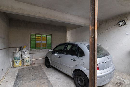 Garagem de casa à venda com 6 quartos, 201m² em Jardim Penha, São Paulo