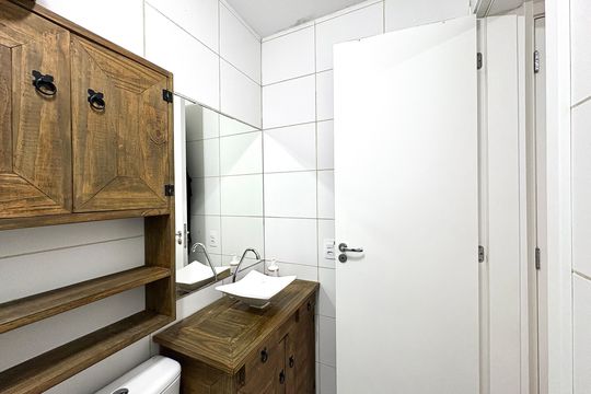 Banheiro de apartamento à venda com 1 quarto, 37m² em Vila Palmeiras, São Paulo