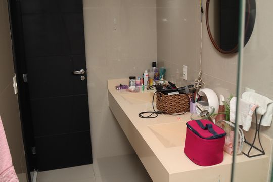 banheiro 1 de casa de condomínio para alugar com 3 quartos, 525m² em Recreio dos Bandeirantes, Rio de Janeiro