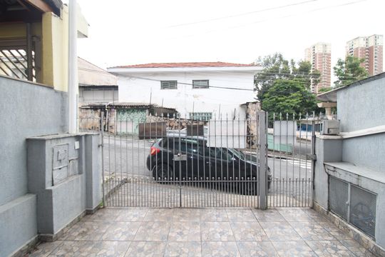 Garagem de casa à venda com 2 quartos, 130m² em Jardim São Paulo, São Paulo