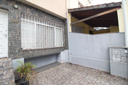 Garagem de casa à venda com 2 quartos, 130m² em Jardim São Paulo, São Paulo