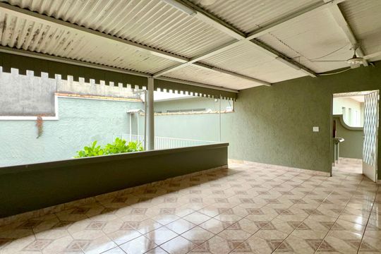 Área comum de casa para alugar com 3 quartos, 300m² em Vila Madalena, São Paulo