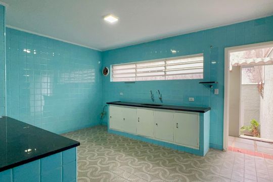 Cozinha de casa para alugar com 3 quartos, 300m² em Vila Madalena, São Paulo
