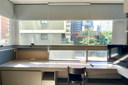 Varanda de kitnet/studio para alugar com 1 quarto, 20m² em Pinheiros, São Paulo