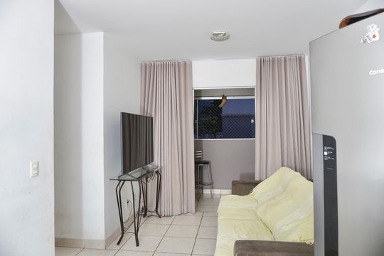 Sala de apartamento à venda com 3 quartos, 70m² em Pompéia, Belo Horizonte