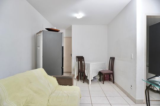 Sala de apartamento à venda com 3 quartos, 70m² em Pompéia, Belo Horizonte
