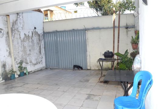 Garagem de casa para alugar com 4 quartos, 160m² em Vitoria, Belo Horizonte