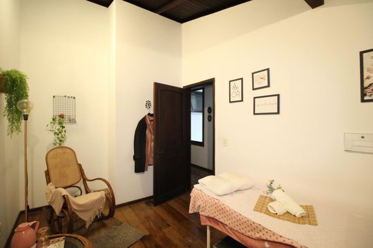 Escritório de casa à venda com 5 quartos, 388m² em Chácara das Pedras, Porto Alegre