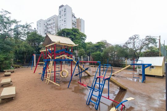 Área comum - Playground de apartamento à venda com 2 quartos, 52m² em Jardim Botânico, Porto Alegre