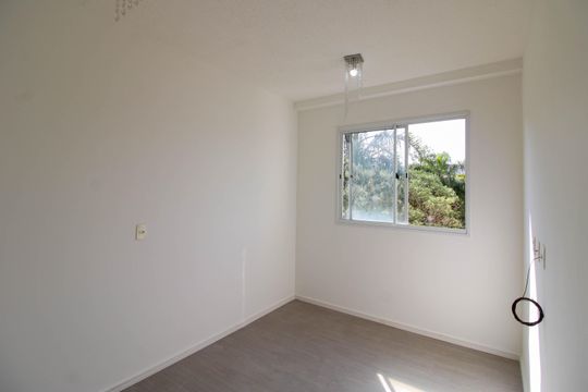 Sala de apartamento para alugar com 2 quartos, 46m² em Jardim Leonidas Moreira, São Paulo