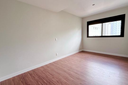 Apartamento à venda com 2 quartos, 67m² em Centro, Belo Horizonte