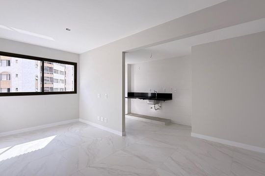 Apartamento à venda com 2 quartos, 67m² em Centro, Belo Horizonte