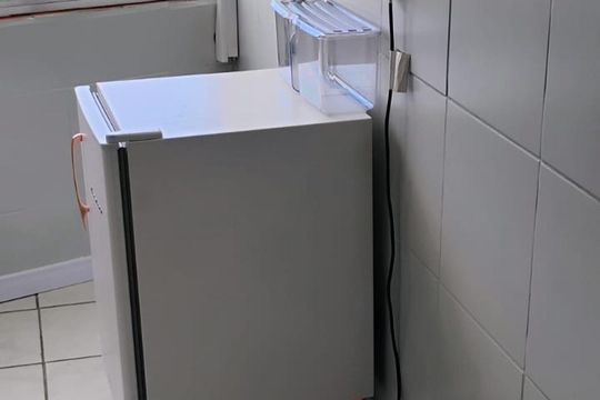 Cozinha de apartamento para alugar com 1 quarto, 47m² em Jardim do Salso, Porto Alegre